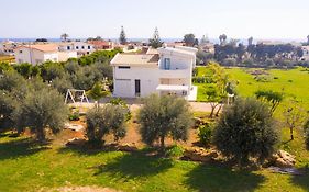Villa Tra Mare E Ulivi